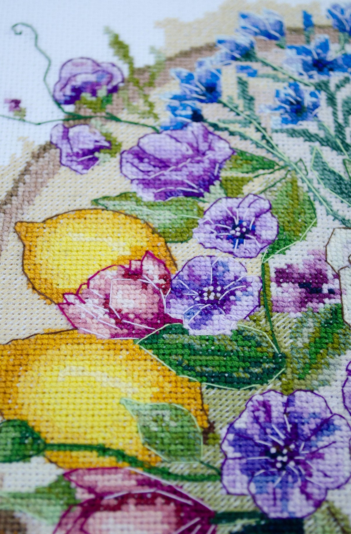 A Floral Moment Lemon and Flower Wreath Counted Cross-Stitch Kit by Abris Art AH-287