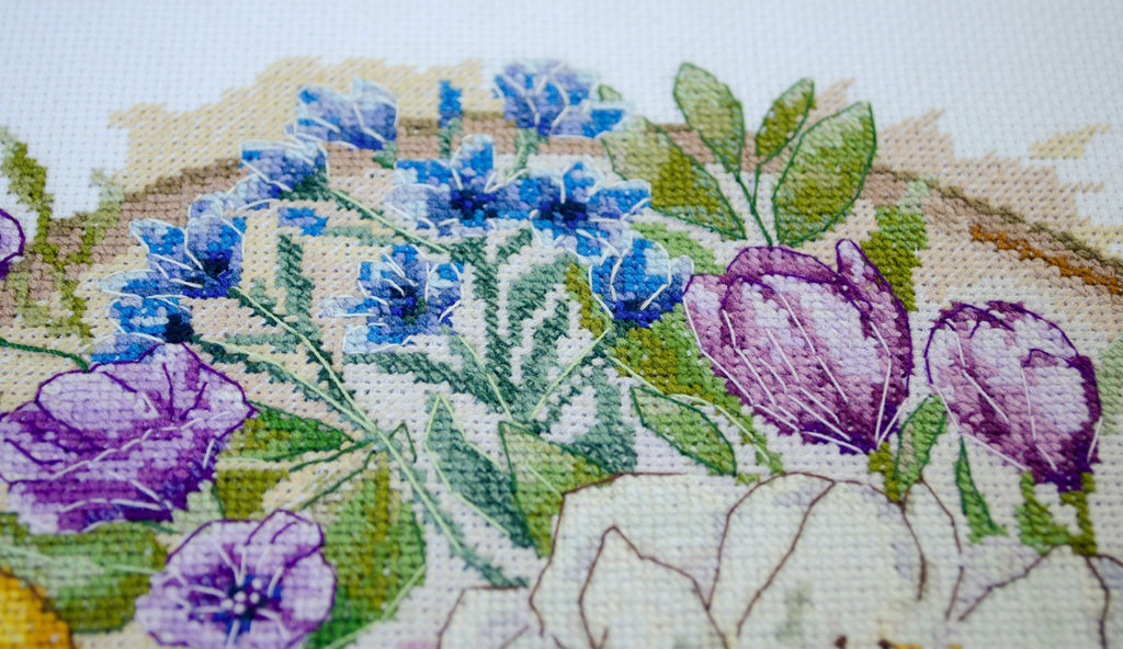 A Floral Moment Lemon and Flower Wreath Counted Cross-Stitch Kit by Abris Art AH-287