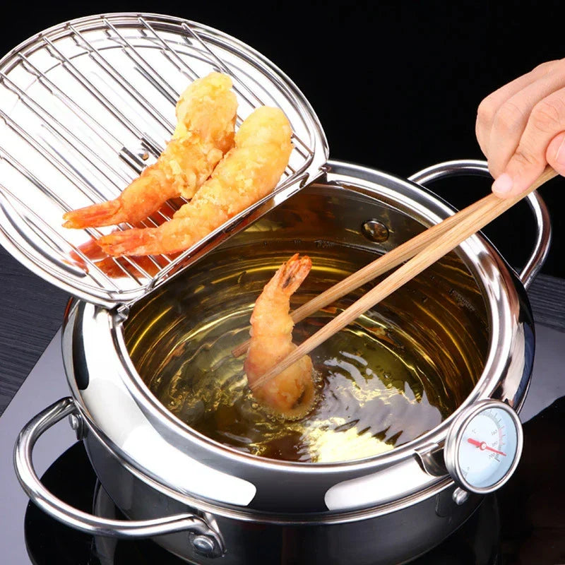 24cm Deep Frying Pot with Thermometer and Lid Silver