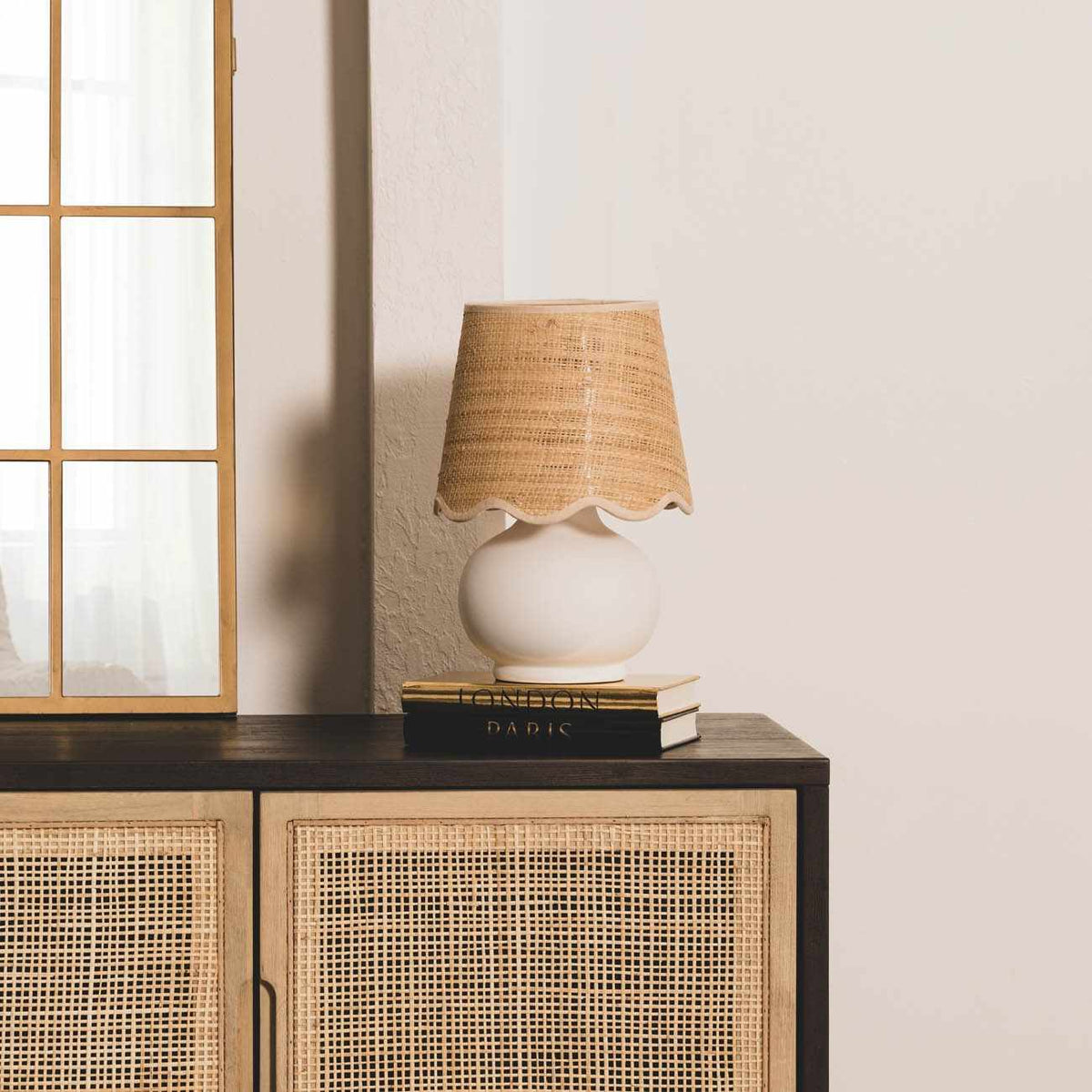 Theisseil Clear Table Lamp