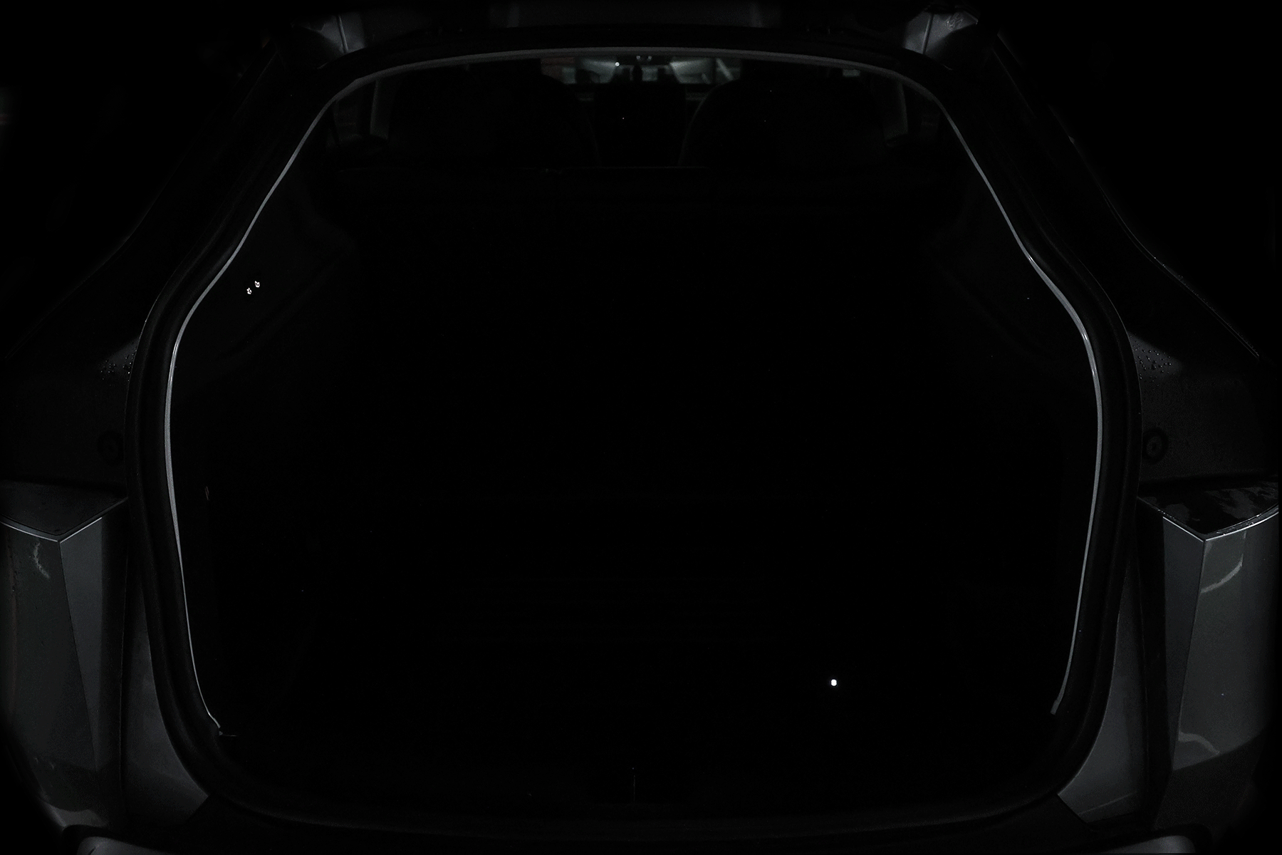 Tesla Model Y Trunk Ambient Light - USB-C LED Strip