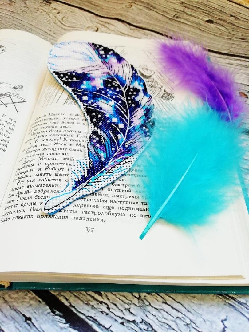 Wreath of feathers - PDF Counted Cross Stitch Pattern
